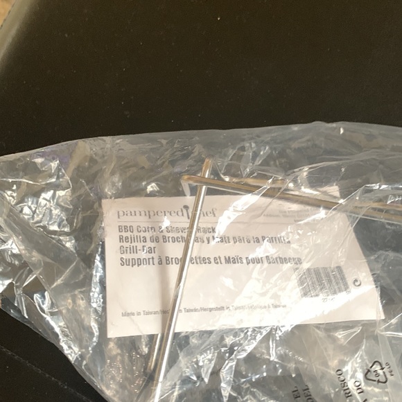 New in package BBQ corn and skewer rack - Picture 3 of 6